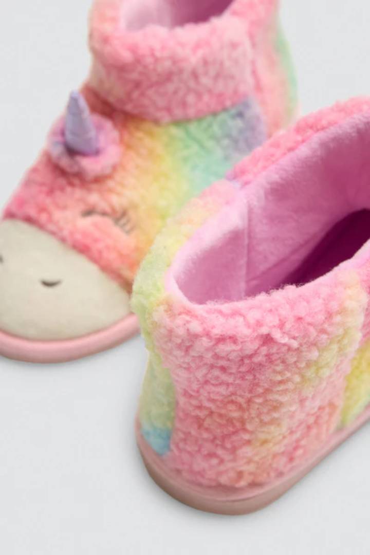 BOTAS DE CASA INFANTIL UNICORNIO YSABEL MORA - Imagen 4