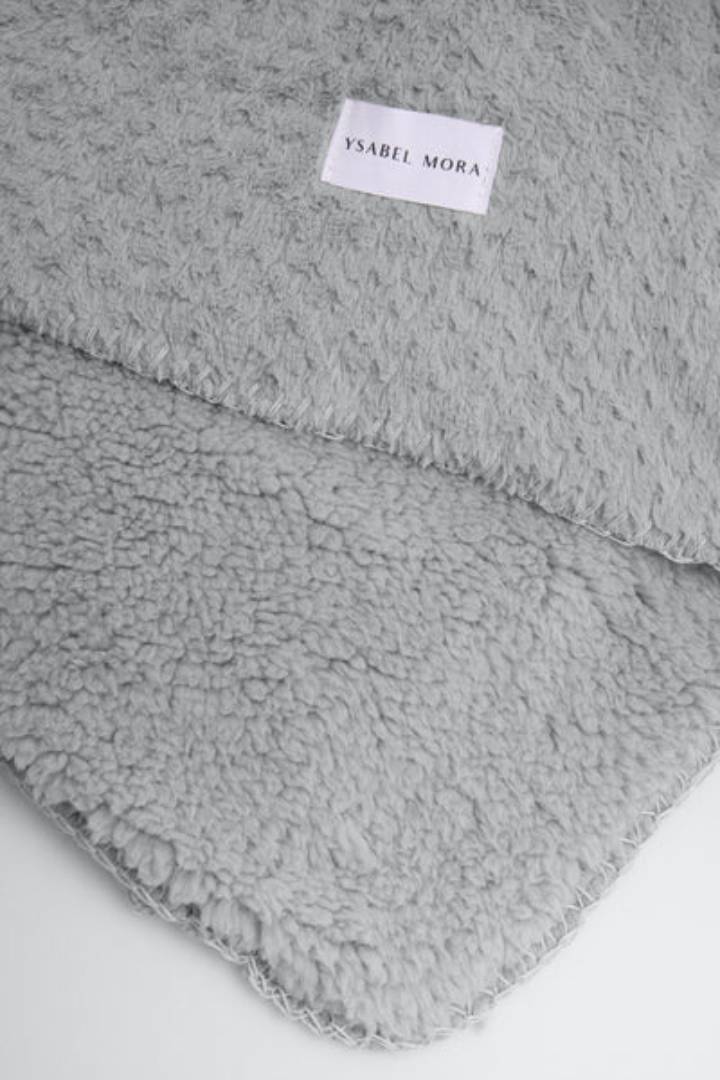 MANTA PELO SUAVE Y BORREGUITO YSABEL MORA - Imagen 3