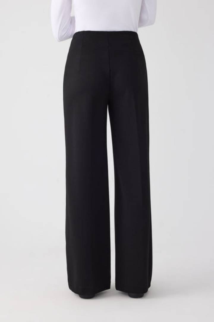 PANTALON ANCHO DE TIRO ALTO CON BOTONES DECORATIVOS YSABEL MORA - Imagen 3