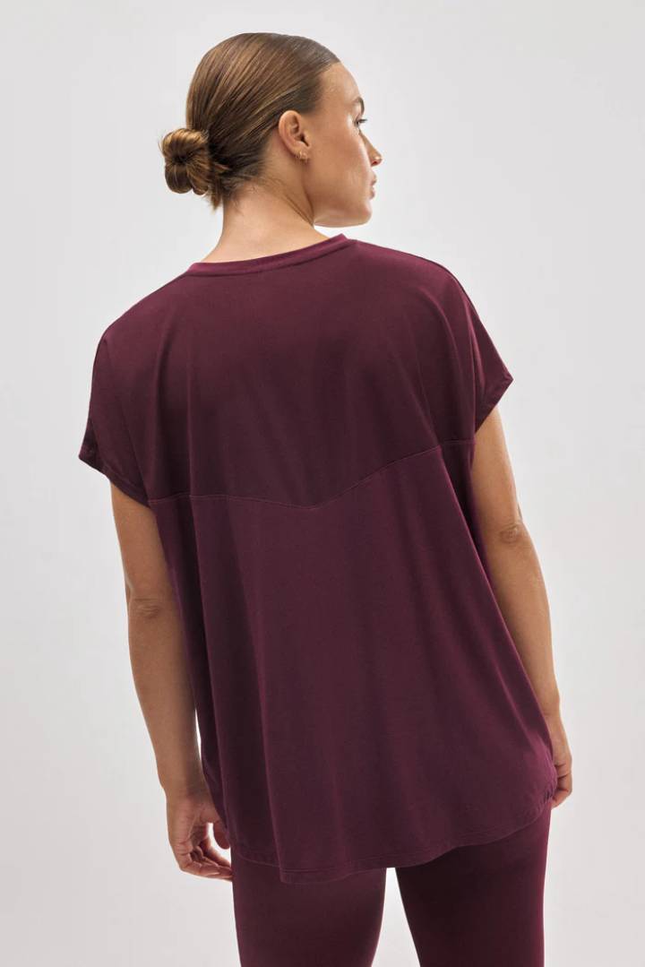 CAMISETA DEPORTIVA YSABEL MORA - Imagen 2